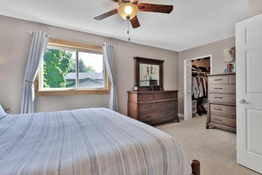 9784 Hamlet Avenue S, Cottage Grove, MN 55016