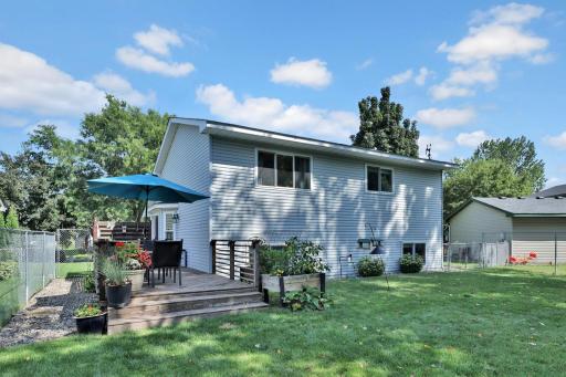 9784 Hamlet Avenue S, Cottage Grove, MN 55016