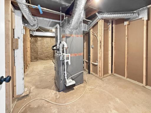 Utility / laundry room
