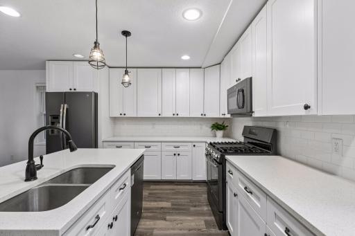 115 Spruce Street, Mahtomedi, MN 55115