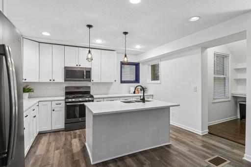 115 Spruce Street, Mahtomedi, MN 55115