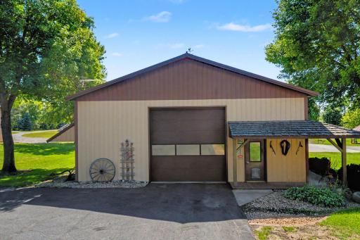 Big Shop 4,596 square feet heated with wash bay