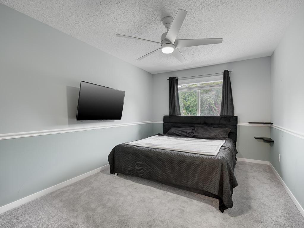 7 - Bedroom.jpg