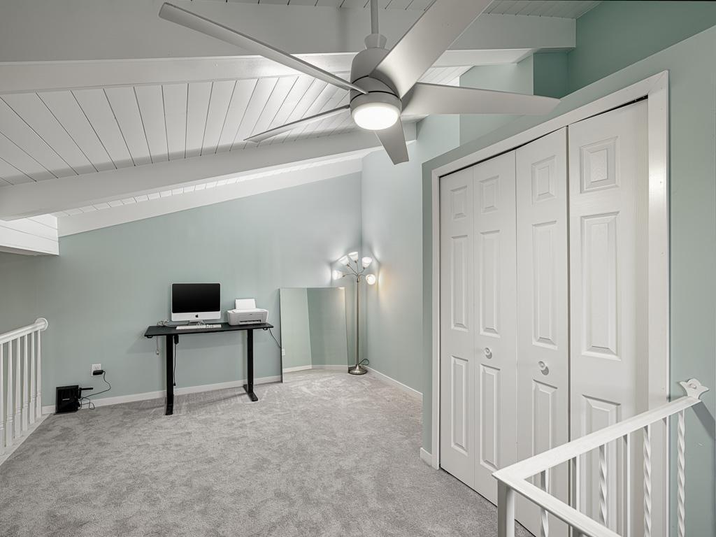10 - Loft.jpg