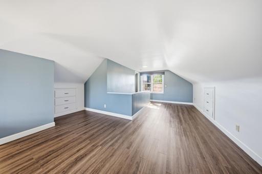 1446 Dale Street N, Saint Paul, MN 55117