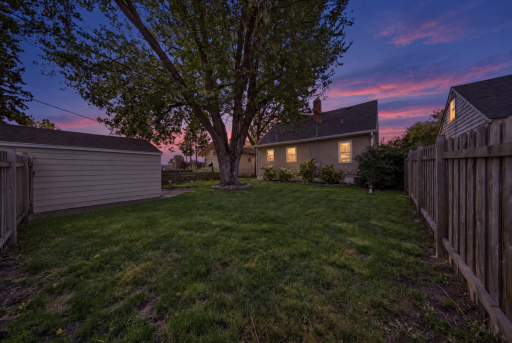 1446 Dale Street N, Saint Paul, MN 55117