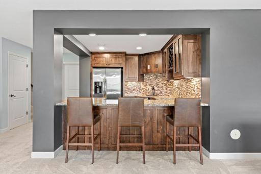 13273 Carlingford Lane, Rosemount, MN 55068