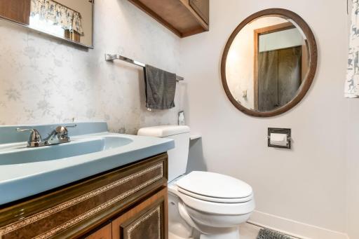 1417 18th street nw - Web Quality - 017 - 17 Bathroom.jpg