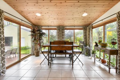 1417 18th street nw - Web Quality - 010 - 11 Sunroom.jpg