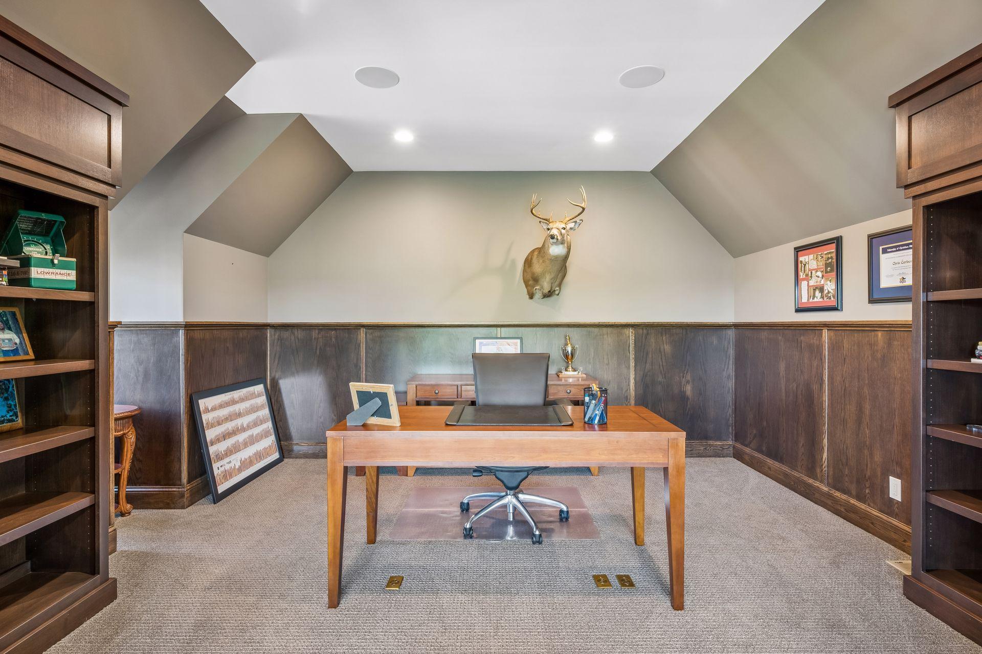 An inspiring workspace positioned away from the main residence while remaining conveniently connected.