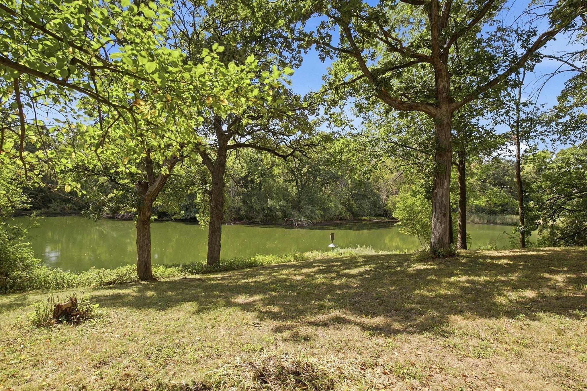 29-web-or-mls-948_Waterford_Dr_Eagan_MN_029.jpg