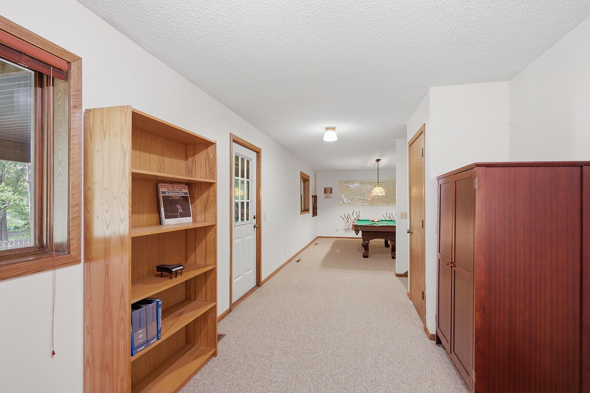 111-web-or-mls-948_Waterford_Dr_Eagan_MN_111.jpg