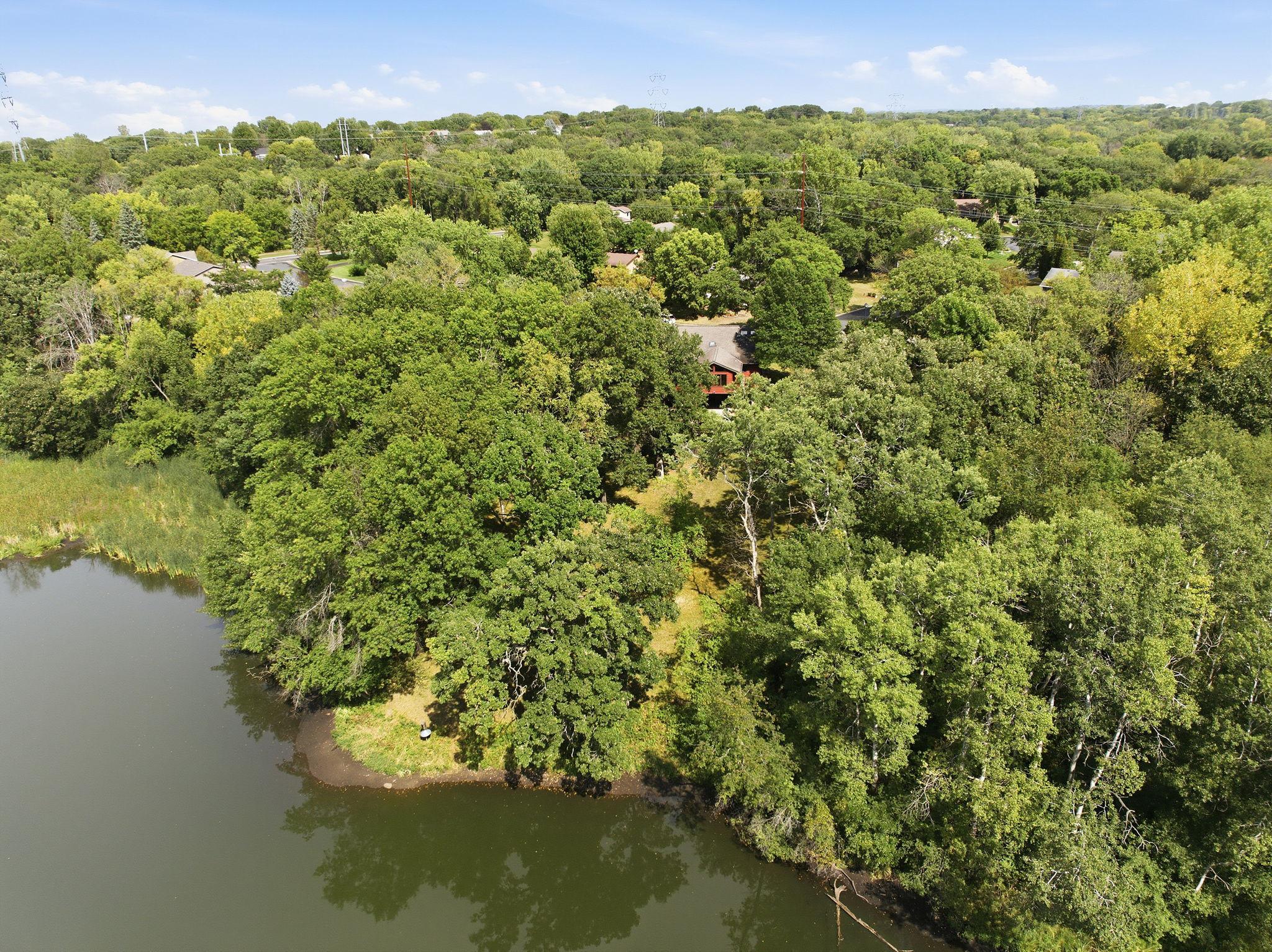 26-web-or-mls-948_Waterford_Dr_Eagan_MN_026.jpg