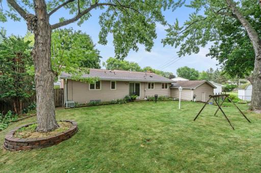 2313 114th Street E, Burnsville, MN 55337