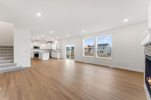 (Photo of an inventory home, actual homes finishes will vary)