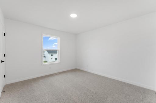 (Photo of an inventory home, actual homes finishes will vary)