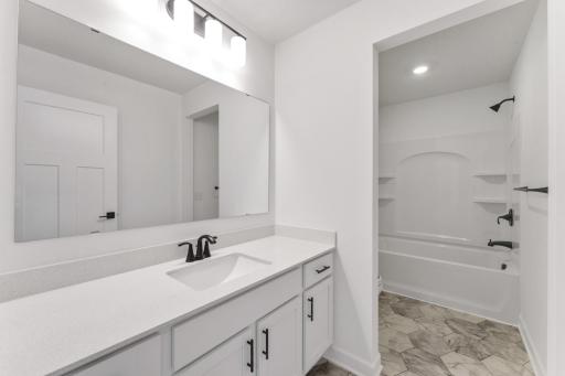 (Photo of an inventory home, actual homes finishes will vary)