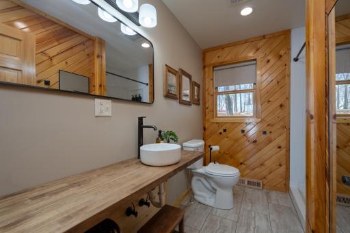 Main Level 3/4 Bath