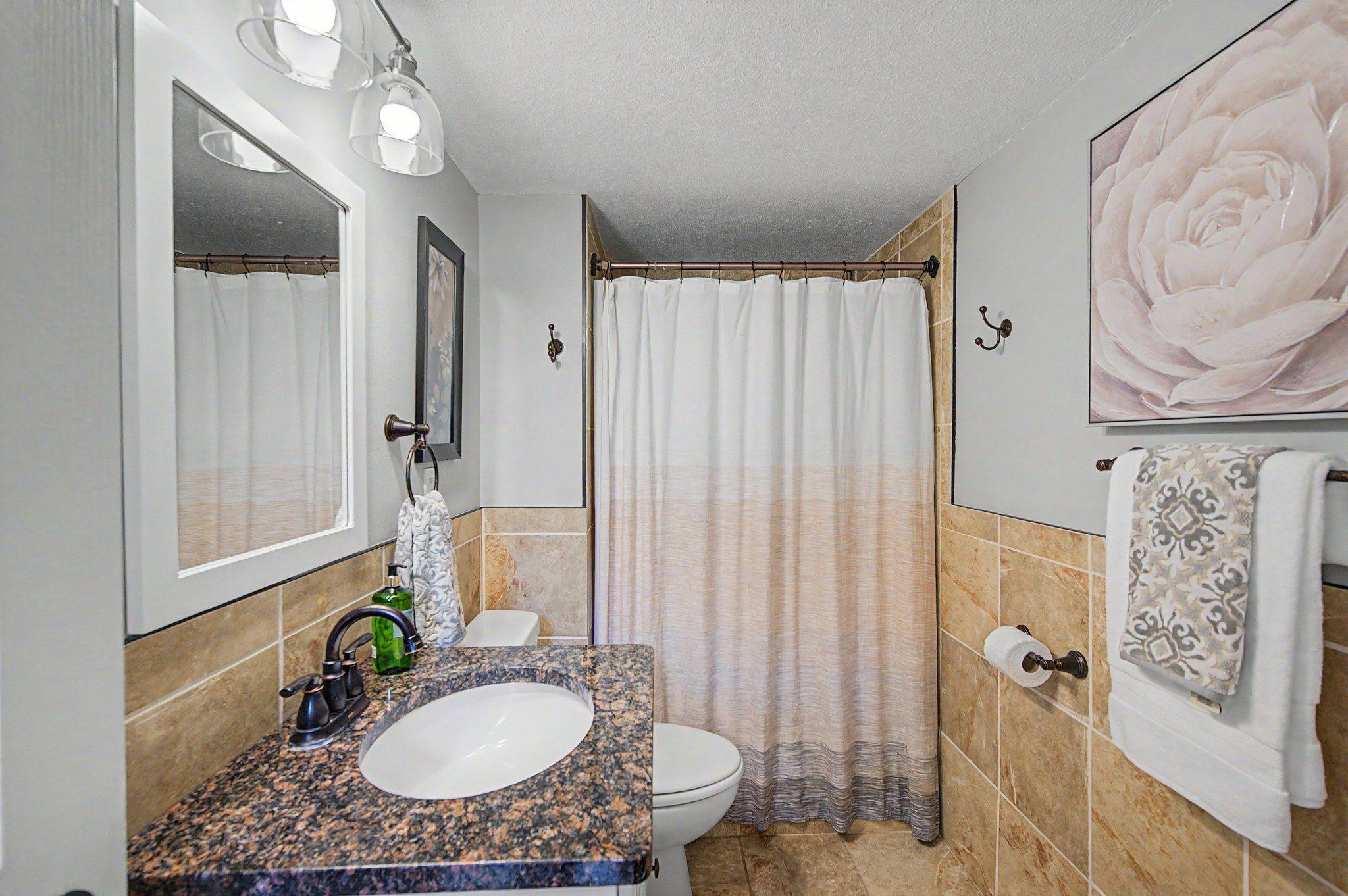 19-web-or-mls-9979_105th_Place_North_18_mls.jpg