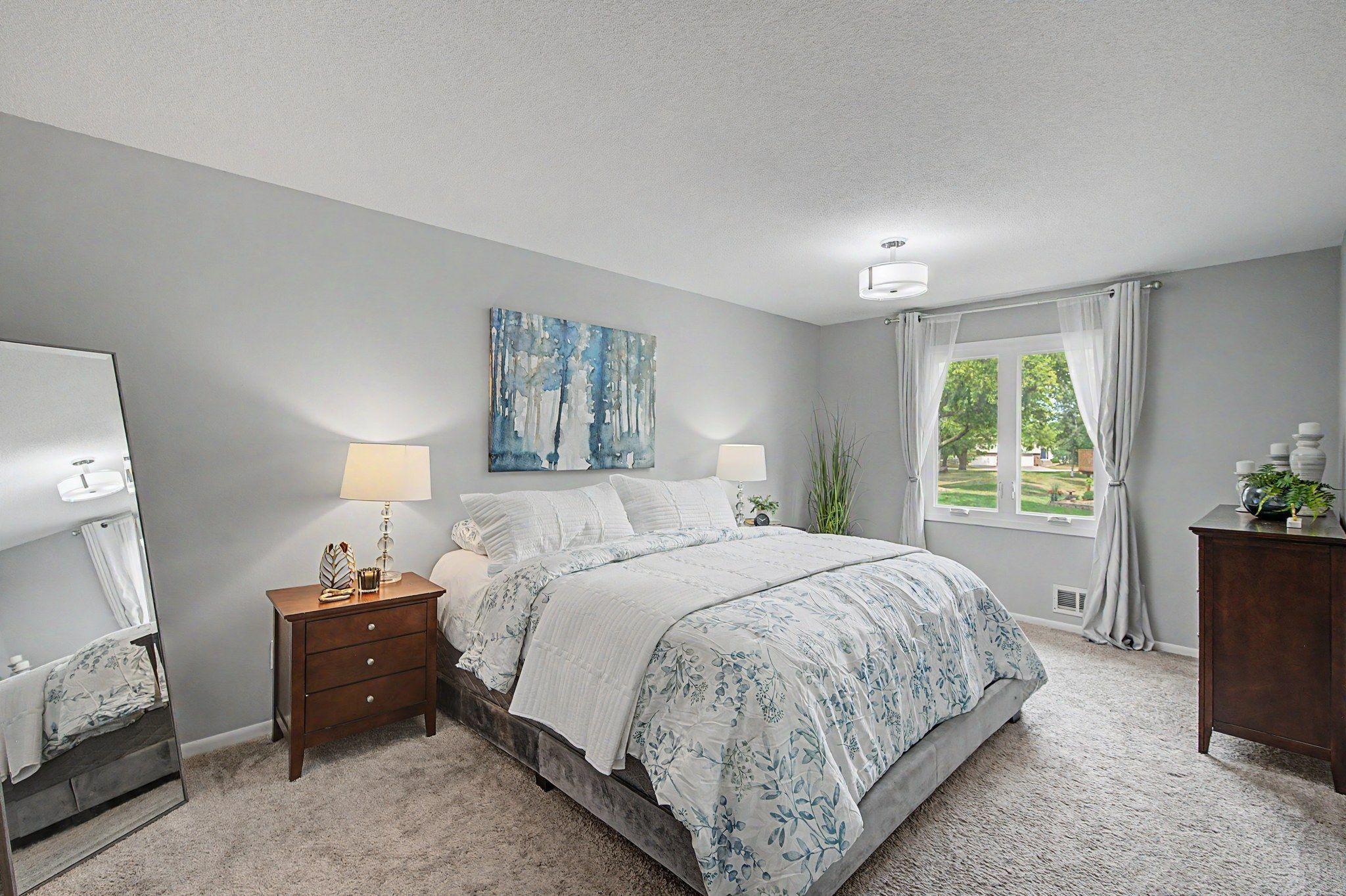 23-web-or-mls-9979_105th_Place_North_14_mls (2).jpg