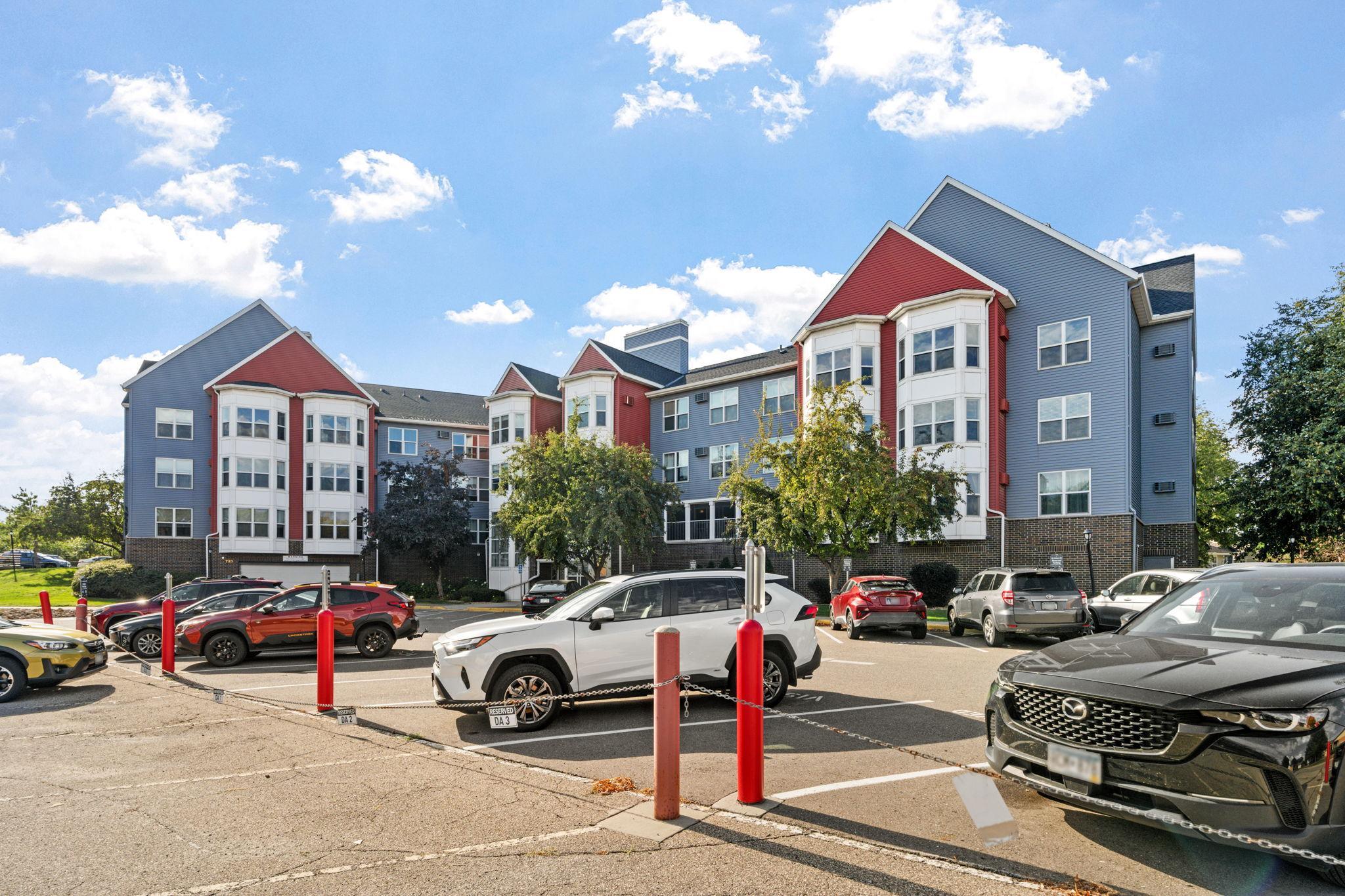 Prime Northeast Minneapolis location! This highly sought-after top-floor corner condo offers privacy, abundant natural light, and desirable location in a high demand area
