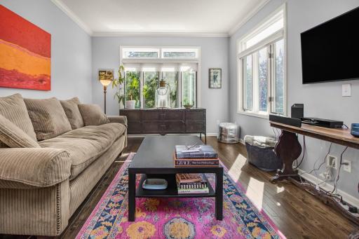 719 Summit Avenue, Saint Paul, MN 55105