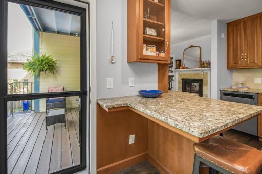 719 Summit Avenue, Saint Paul, MN 55105