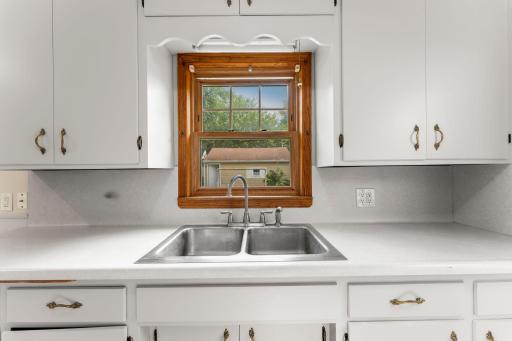 2849 Jersey Avenue S, Saint Louis Park, MN 55426