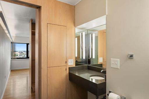 1920 S 1st Street, 2103, Minneapolis, MN 55454