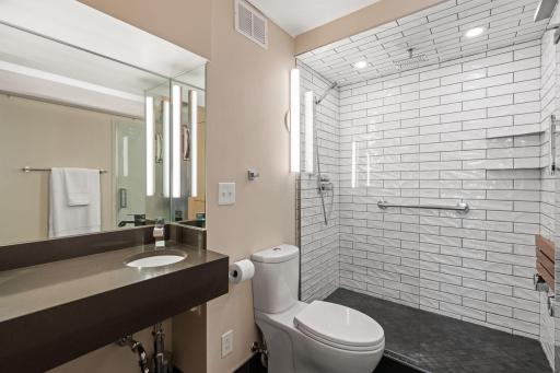 1920 S 1st Street, 2103, Minneapolis, MN 55454