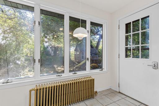 2150 Knapp Street-14.jpg