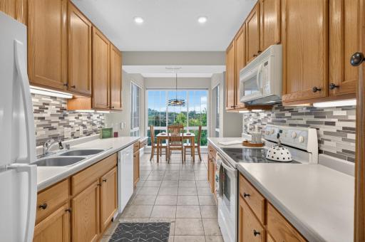 100 Clydesdale Trail, 205, Medina, MN 55340