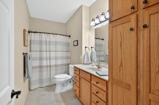 100 Clydesdale Trail, 205, Medina, MN 55340