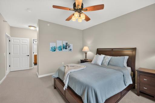 100 Clydesdale Trail, 205, Medina, MN 55340