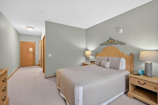100 Clydesdale Trail, 205, Medina, MN 55340