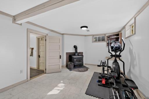 1416 Hennepin Avenue N, Glencoe, MN 55336