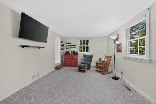 1416 Hennepin Avenue N, Glencoe, MN 55336