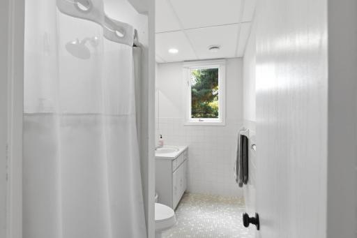 Lower Level 3/4 Bath