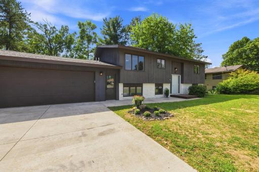151 Riverside