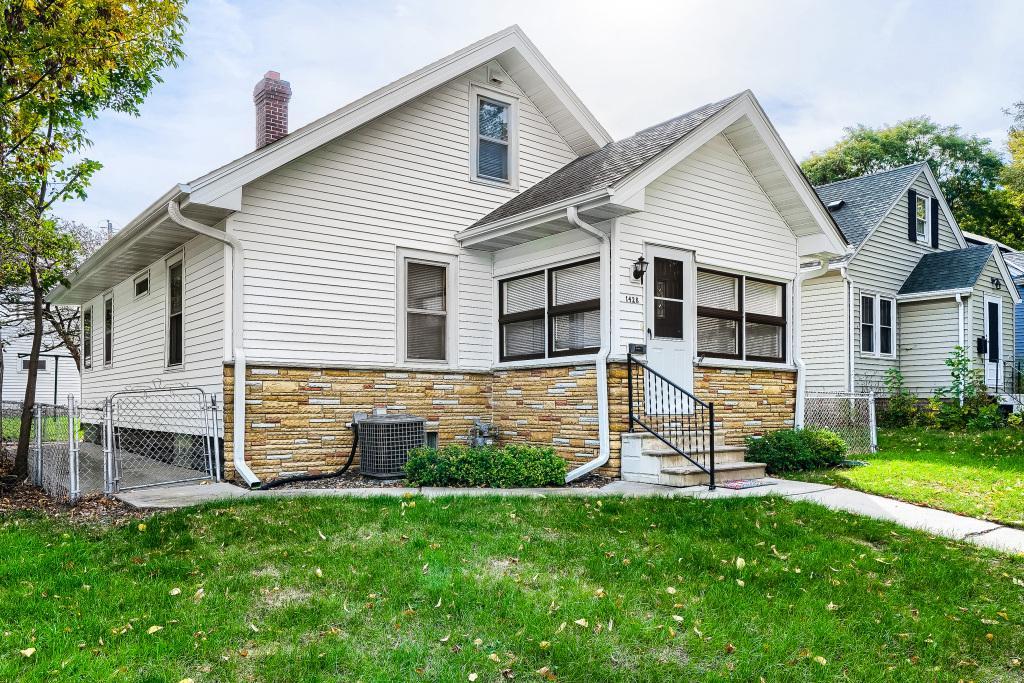 Property photo for 1428 Hazel Street N, Saint Paul, MN 55119