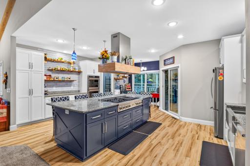 2235 E Rum River Drive S, Cambridge, MN 55008