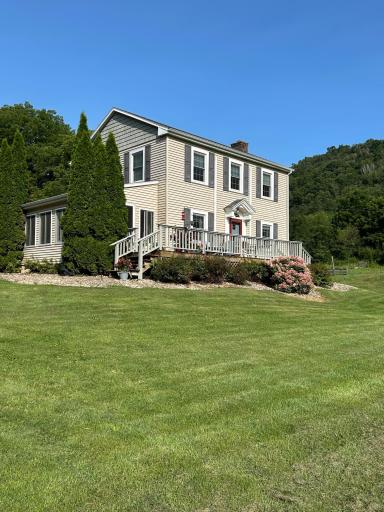 745 Hanson Valley Road, Houston, MN 55943