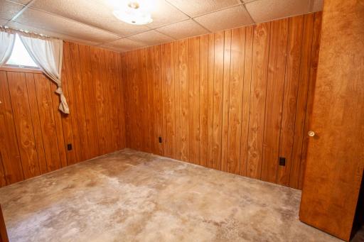 919 N Park Interior (25).jpg