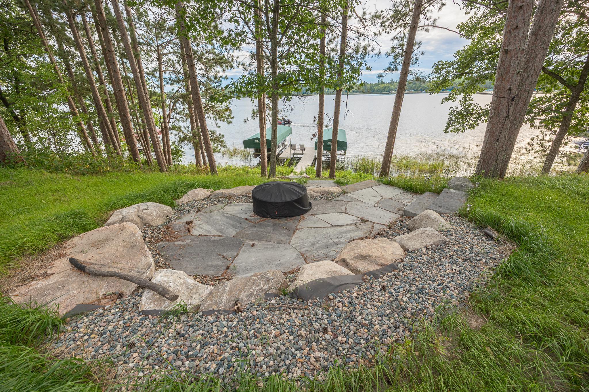 Firepit with boulders