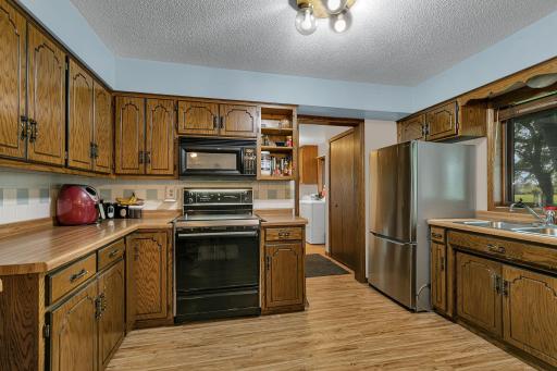 610 24 1/2 Avenue NE, Sauk Rapids, MN 56379