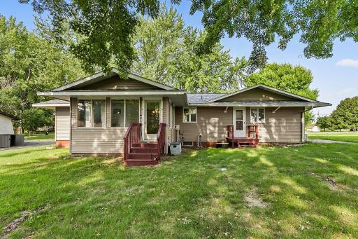 610 24 1/2 Avenue NE, Sauk Rapids, MN 56379