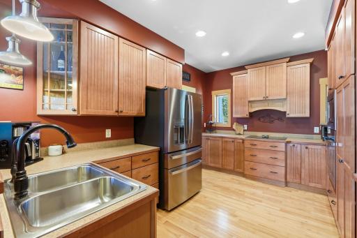 W12418 695th Avenue, Prescott, WI 54021