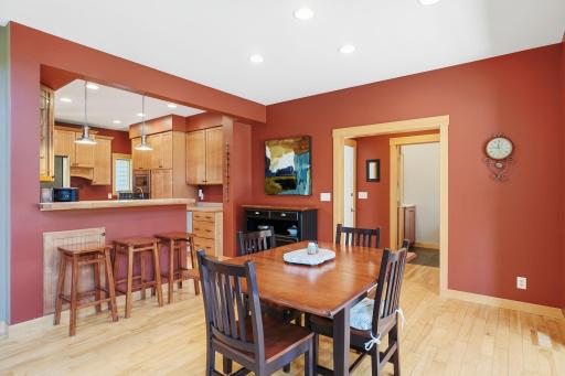 W12418 695th Avenue, Prescott, WI 54021