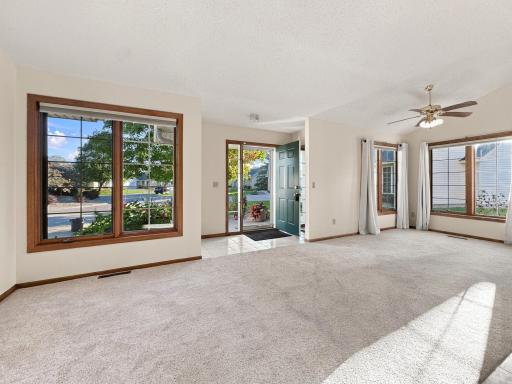 3450 131st Avenue NW, Coon Rapids, MN 55448