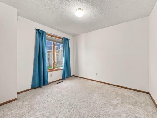 3450 131st Avenue NW, Coon Rapids, MN 55448